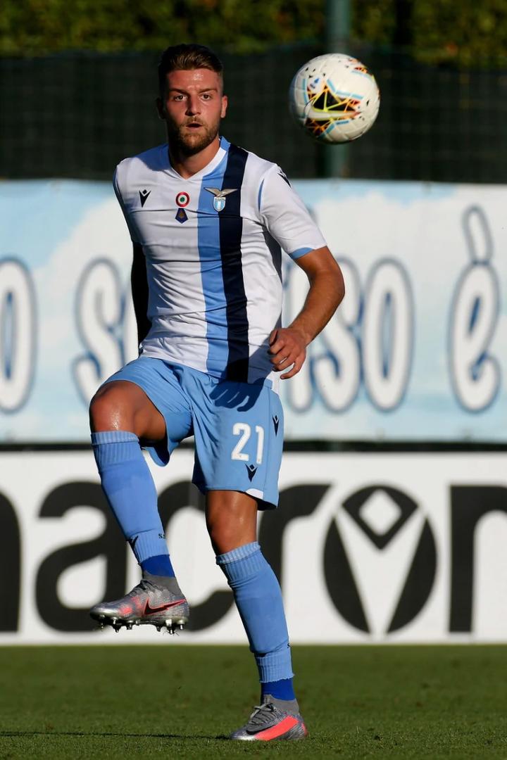 关于国王杯集结日走向成谜；拉齐奥队长鼓劲；媒体盛赞；医务组通报恢复的信息