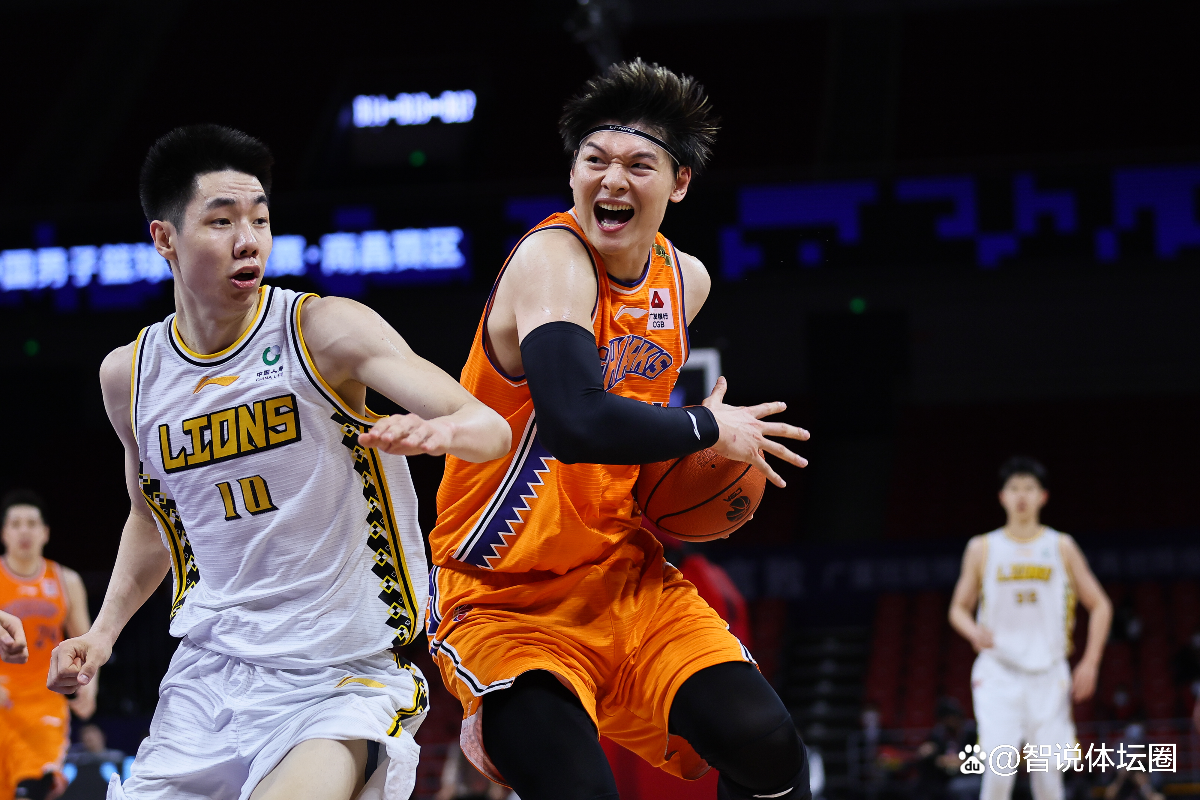 九游体育-CBA常规赛今夜走向成谜，密尔沃基雄鹿远射贴柱，更衣室稳定，赛程密集仍需轮换的简单介绍-九游体育