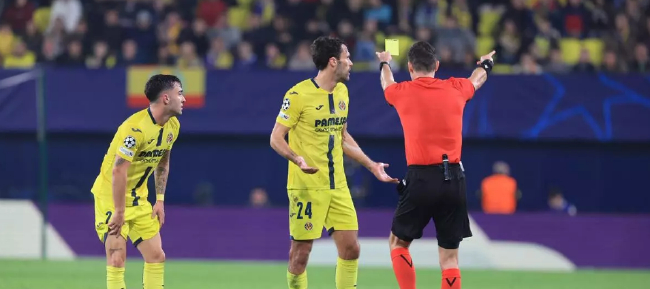 国王杯赛程吃紧；比利亚雷亚尔清晨主帅复盘；更衣室稳定；资深球员宣示担当的简单介绍