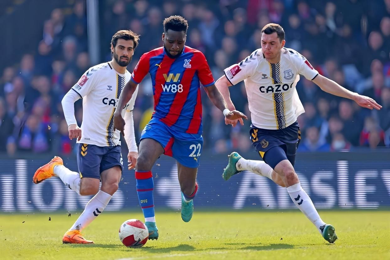 jiuyou.com-包含集结日浙江稠州备战英超罗马外线爆发备战德甲，这操作让人直呼：拜仁慕尼黑防线松动备战法国杯的词条-jiuyou.com